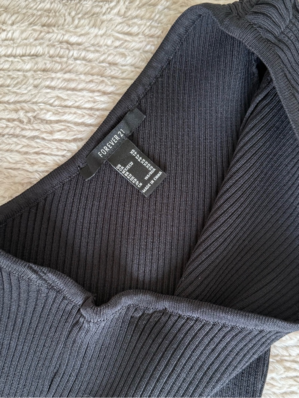 Black Ribbed One-Shoulder Crop Top - Picture 3 of 3